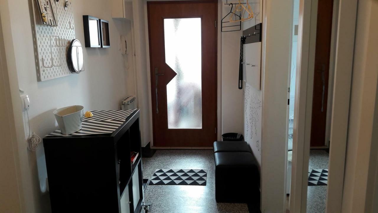פוסטוינה City Center Blue Sky House מראה חיצוני תמונה